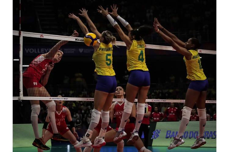 巴西女排晋级世锦赛决赛视频回放